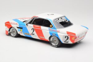 BMW 3.0 CSL E9 #2 Luigi Racing A. de Fierlant / P. Xhenceval Winners 24 Hours of Spa 1975 Minichamps 1:18 155752602 Metalli — kuva 5 / 6