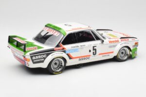 BMW 3.0 CSL E9 #5 Assoc Interim J-C. Chavan / A. Detrin Winners 24 Hours of Spa 1976 Minichamps 1:18 155762505 Metalli — kuva 2 / 6