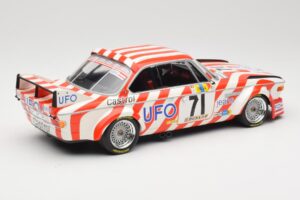 BMW 3.0 CSL E9 #71 Luigi Racing P. Xhenceval / J. Dieudonné 24 Hours of Le Mans 1977 Minichamps 1:18 155772571 Metalli — kuva 2 / 6