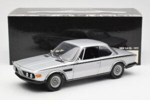 BMW 3.0 CSL E9 Hopea Minichamps 1:18 180029020 Metalli — kuva 8 / 8