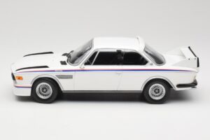 BMW 3.0 CSL E9 Valkoinen Minichamps 1:18 155028136 Metalli — kuva 3 / 6