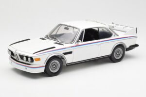 BMW 3.0 CSL E9 Spoilerpaketilla Valkoinen Minichamps 1:18 180029021 Metalli