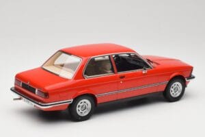 BMW 316 E21 Punainen Minichamps 1:18 107024100 Hartsi — kuva 2 / 6