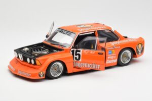 BMW 320i #15 Jägermeister H-J. Stuck Winner DRM Eifelrennen 1977 Minichamps 1:18 180772115 Metalli — kuva 2 / 8