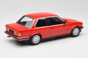 BMW 323i E21 Punainen Minichamps 1:18 155026000 Metalli — kuva 2 / 6