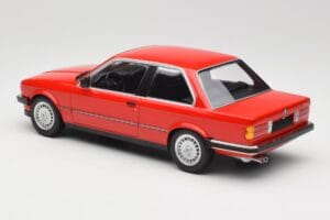 BMW 323i E21 Punainen Minichamps 1:18 155026000 Metalli — kuva 5 / 6