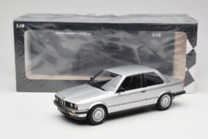 BMW 323i E21 Hopea Minichamps 1:18 155026001 Metalli — kuva 6 / 6