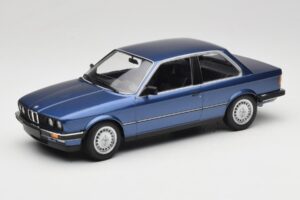 BMW 323i E30 Blue Metallic Minichamps 1:18 155026002 Metalli