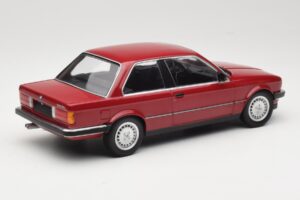 BMW 323i E30 Carmine Minichamps 1:18 155026008 Metalli — kuva 2 / 6