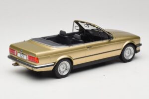 BMW 325i E30 Avoauto Beige MCG 1:18 MCG18544 Metalli — kuva 2 / 6