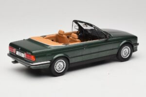 BMW 325i E30 Avoauto Vihreä MCG 1:18 MCG18545 Metalli — kuva 2 / 6