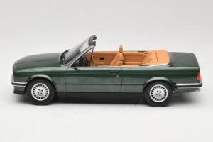 BMW 325i E30 Avoauto Vihreä MCG 1:18 MCG18545 Metalli — kuva 3 / 6