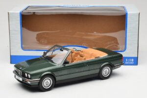 BMW 325i E30 Avoauto Vihreä MCG 1:18 MCG18545 Metalli — kuva 6 / 6