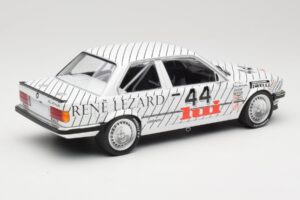 BMW 325i E30 #44 A. Vogt / K. Oestreich Class Winners EG Trophy ETCC Zolder 1986 Minichamps 1:18 155862644 Metalli — kuva 2 / 6