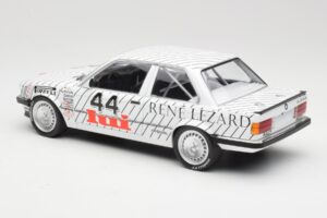 BMW 325i E30 #44 A. Vogt / K. Oestreich Class Winners EG Trophy ETCC Zolder 1986 Minichamps 1:18 155862644 Metalli — kuva 5 / 6
