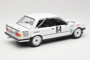 BMW 325i E30 #64 Auto Budde K. Oestreich / E. Rensing Winner 24 Hours Nürburgring 1986 Minichamps 1:18 155862664 Metalli — kuva 3 / 6