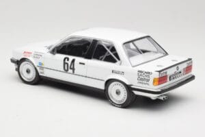 BMW 325i E30 #64 Auto Budde K. Oestreich / E. Rensing Winner 24 Hours Nürburgring 1986 Minichamps 1:18 155862664 Metalli — kuva 4 / 6