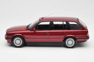BMW 325i E30 Touring Punainen Metallic Norev 1:18 183218 Metalli — kuva 3 / 6