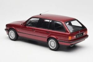 BMW 325i E30 Touring Punainen Metallic Norev 1:18 183218 Metalli — kuva 5 / 6
