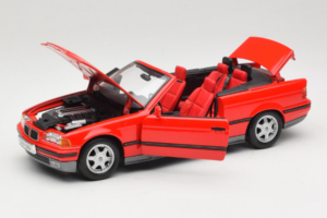 BMW 325i E36 Avoauto Punainen Maisto 1:18 50229 Metalli — kuva 2 / 8