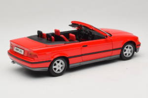 BMW 325i E36 Avoauto Punainen Maisto 1:18 50229 Metalli — kuva 3 / 8