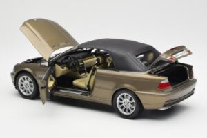 BMW 328Ci E46 Avoauto Individual Messinki Metallic Rajoitettu Erä Kyosho 1:18 80430395004 Metalli — kuva 5 / 8