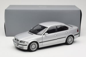 BMW 330i E46 Hopea UT 1:18 80430302328 Metalli — kuva 8 / 8