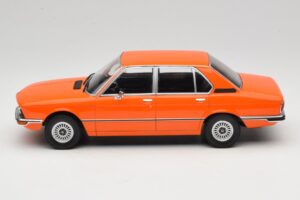 BMW 5 Series E12 Oranssi MCG 1:18 MCG18540 Metalli — kuva 3 / 6