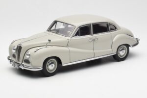 BMW 501 Cortina Harmaa AUTOart 1:18 80430393098 Metalli