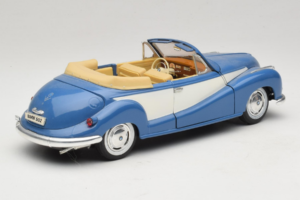 BMW 502 Avoauto Sininen Tchibo 1:18 45396 Metalli — kuva 3 / 8