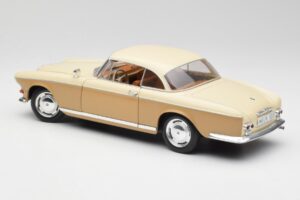 BMW 503 Beige Revell 1:18 8832 Metalli — kuva 7 / 8
