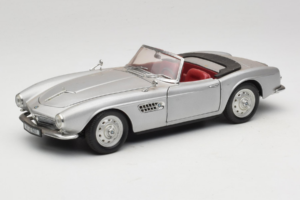 BMW 507 Cabriolet Hopea Revell 1:18 8829 Metalli