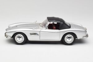 BMW 507 Hopea Revell 1:18 9034 Metalli — kuva 4 / 8