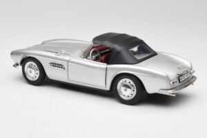 BMW 507 Hopea Revell 1:18 9034 Metalli — kuva 7 / 8