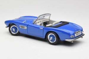 BMW 507 Touring Sport Avoauto Sininen Revell 1:18 8810-M1 Metalli — kuva 7 / 8