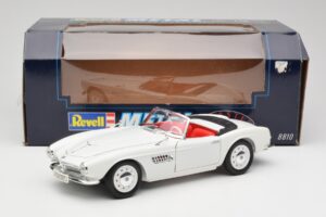 BMW 507 Touring Sport Feather White Revell 1:18 8810 Metalli — kuva 8 / 8