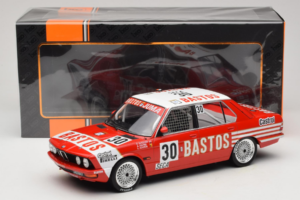 BMW 528i E28 #30 D. Quester / A. Hahne / E. Joosen 24 Hours of Spa Winner 1982 IXO 1:18 18RMC182A Metalli — kuva 6 / 6