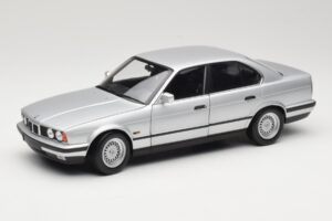 BMW 535i E34 Hopea Minichamps 1:18 100024005 Metalli