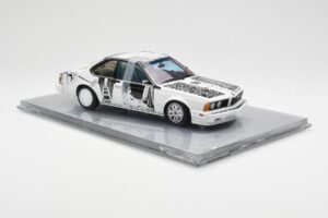 BMW 635 CSi E24 Art Car Robert Rauschenberg AUTOart 1:18 80430150924 Metalli — kuva 4 / 8