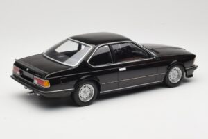 BMW 635 CSi E24 Black Metallic Minichamps 1:18 155028104 Metalli — kuva 2 / 6