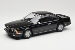 BMW 635 CSi E24 Black Metallic Minichamps 1:18 155028104 Metalli