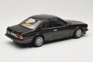 BMW 635 CSi E24 Malachit Green Metallic AUTOart 1:18 70522 Metalli — kuva 3 / 8