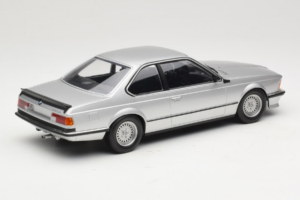 BMW 635 CSi E24 Hopea Minichamps 1:18 155028107 Metalli — kuva 2 / 6