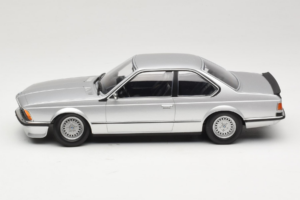 BMW 635 CSi E24 Hopea Minichamps 1:18 155028107 Metalli — kuva 3 / 6