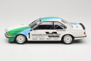 BMW 635 CSi E24 Vogelsang Automobile H. Grohs Winner Bergischer Löwe Zolder 1984 Minichamps 1:18 155842511 Metalli — kuva 3 / 6