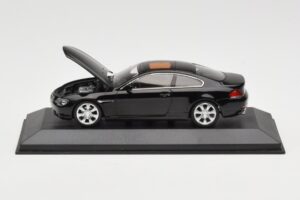 BMW 645i E63 Musta Minichamps 1:43 80420393306 Metalli — kuva 2 / 5