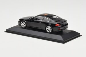 BMW 645i E63 Musta Minichamps 1:43 80420393306 Metalli — kuva 4 / 5