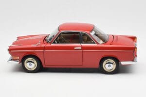 BMW 700 Sport Coupe Spanish Punainen AUTOart 1:18 70652 Metalli — kuva 4 / 8