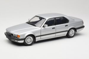 BMW 730i E32 Hopea Minichamps 1:18 100023000 Metalli