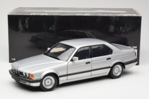 BMW 730i E32 Hopea Minichamps 1:18 100023000 Metalli — kuva 8 / 8